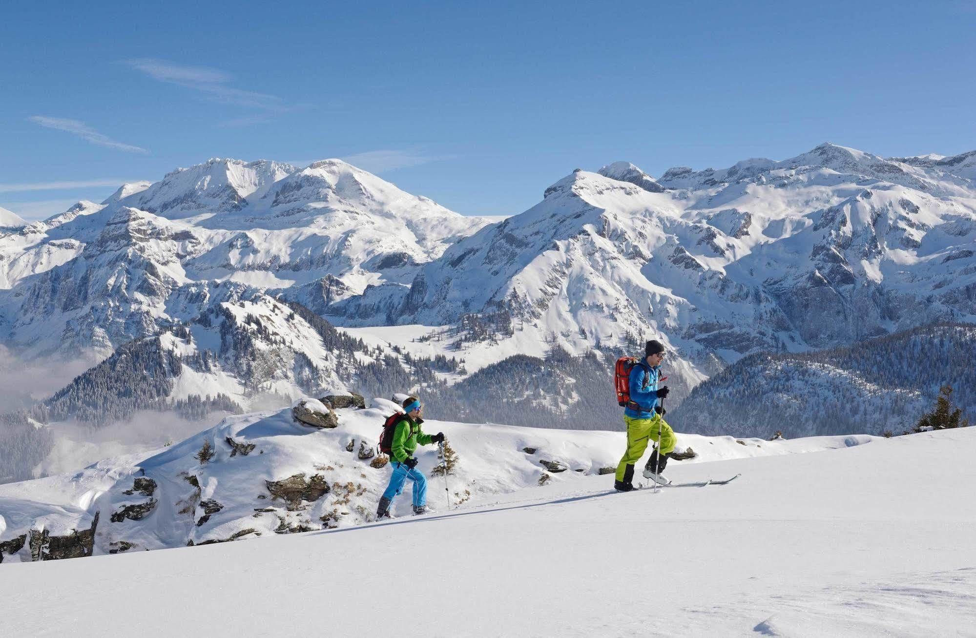 Hotel Waldrand Lenk Exteriér fotografie