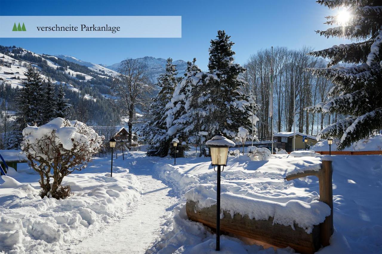 Hotel Waldrand Lenk Exteriér fotografie